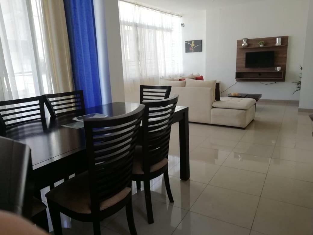 Departamento En El Centro De Manta公寓 外观 照片